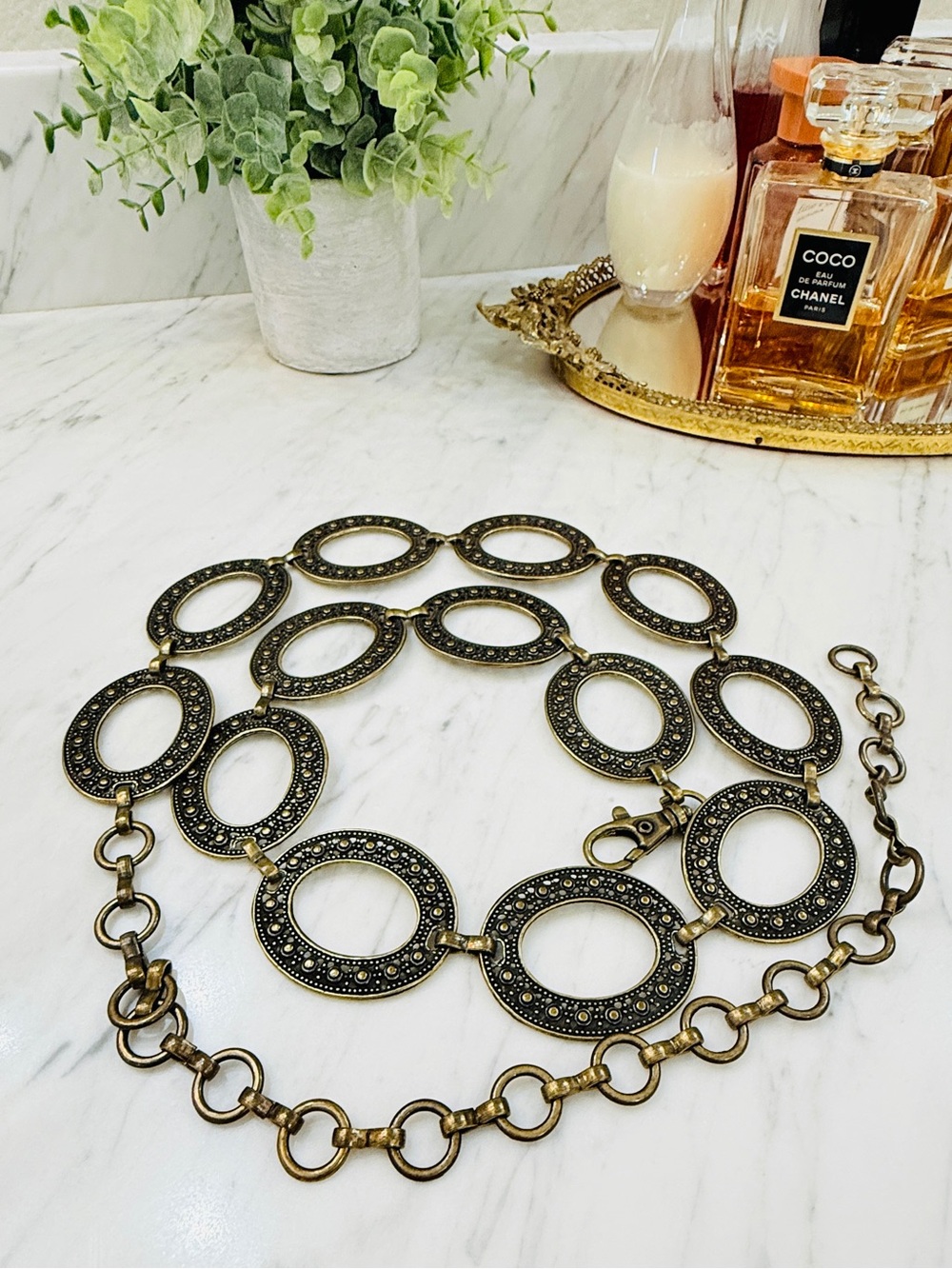 Vintage Y2K Brass Oval Link Belt - size Med-Large